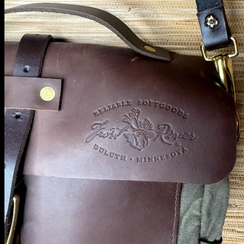 Naturalist Baggley Brief